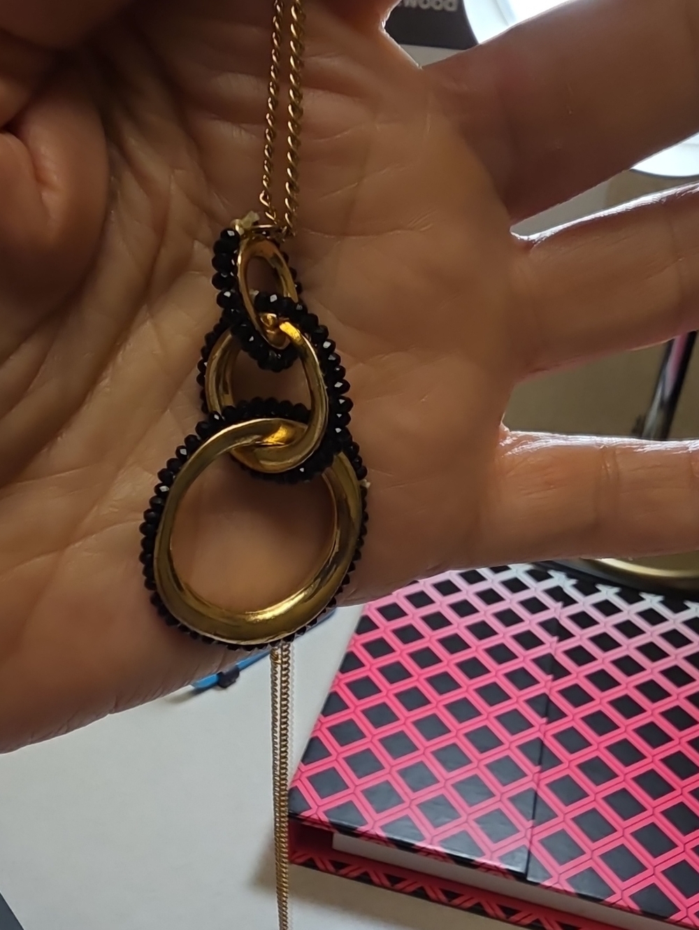 Vintage Gold and Black Linked Ring Pendant Necklace